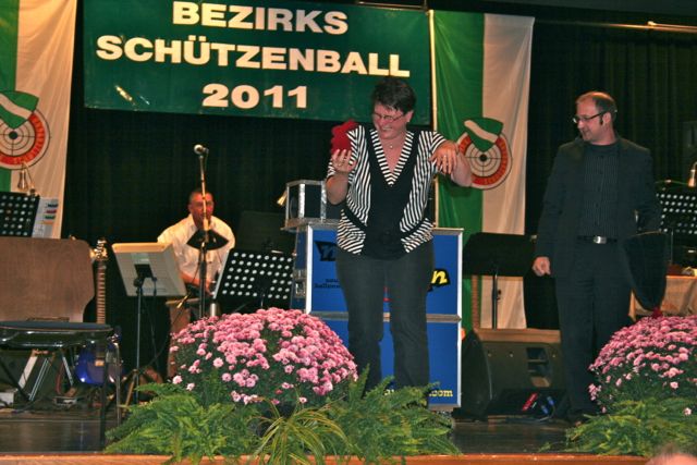 Bezirksschützenball 2011 - 046