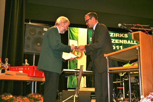 Bezirksschützenball 2011 - 144