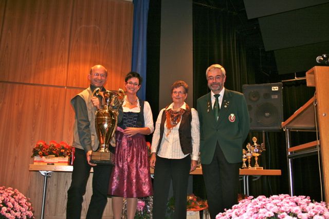 Bezirksschützenball 2011 - 035